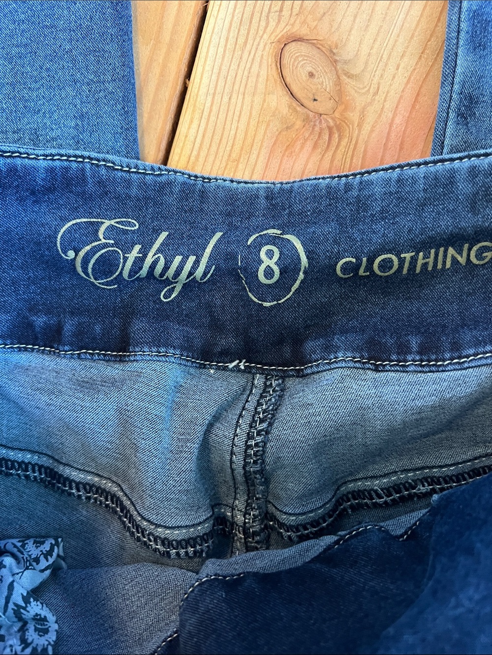 Frayed Hem Indigo Denim Jeans - Picture 6 of 7